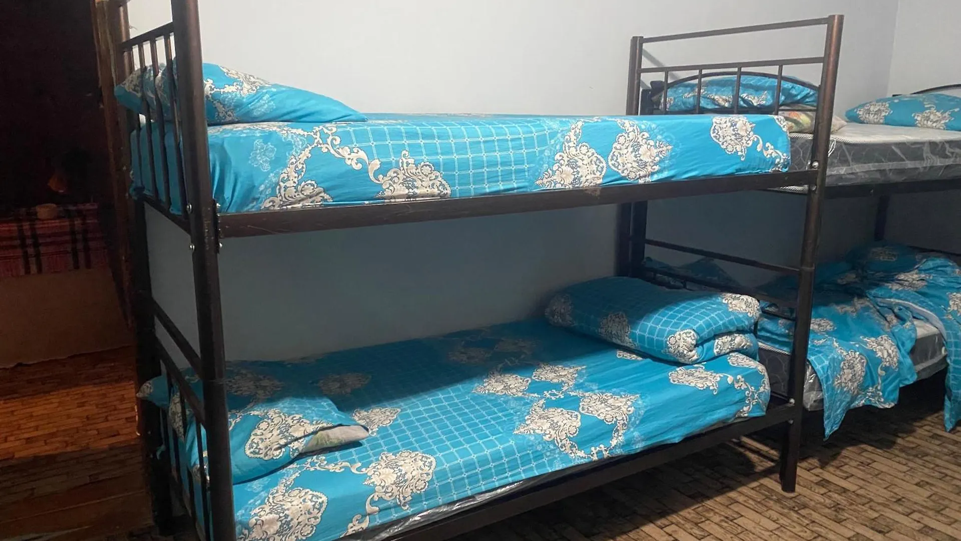 Kashan Umair Hostel Baku Azerbaijan